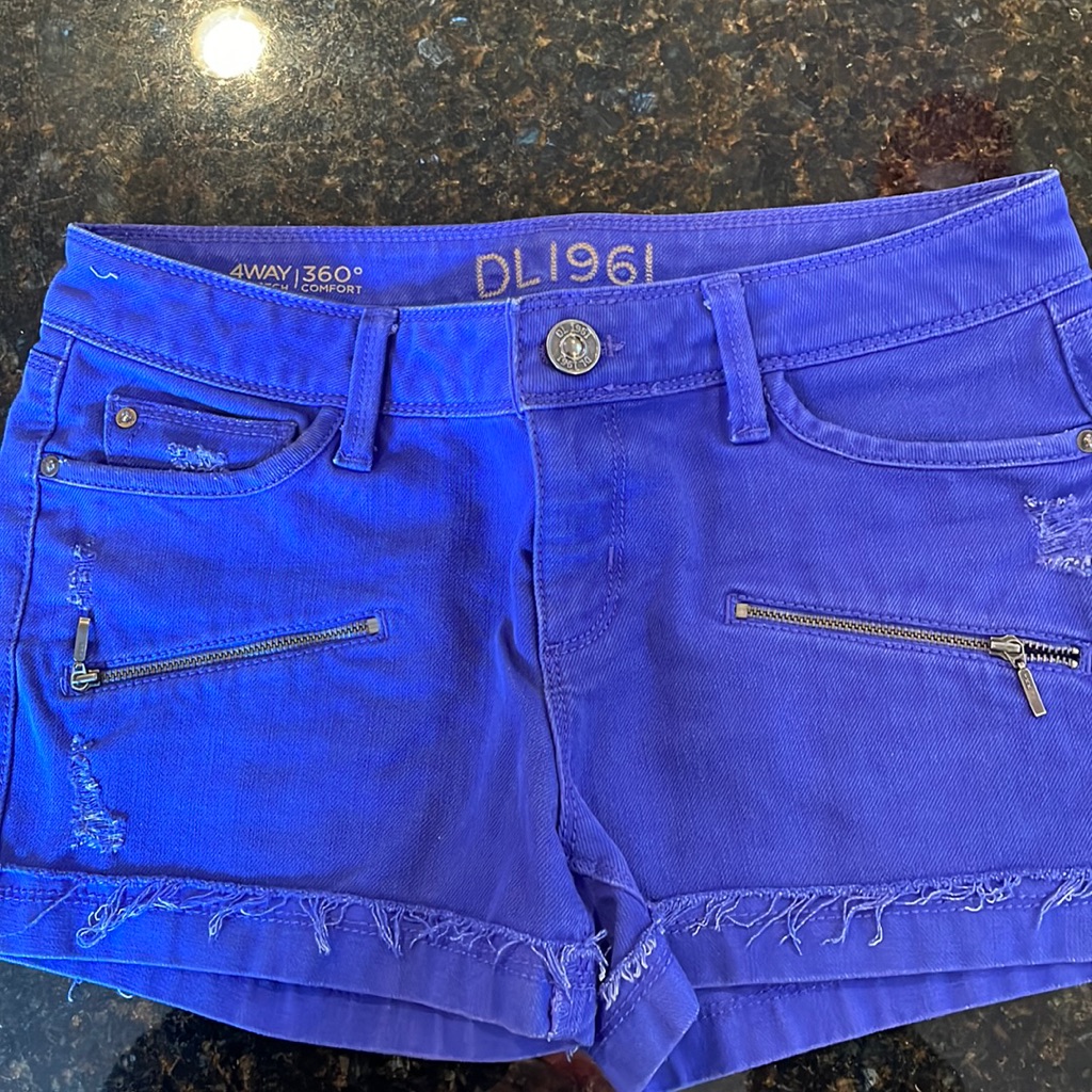 Women’s Dl1961 Shorts